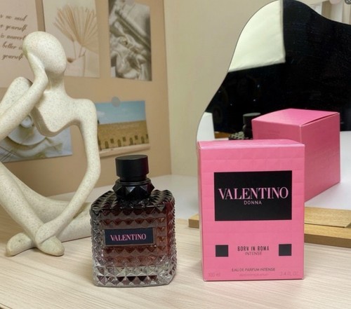 Valentino born roma - in, intense